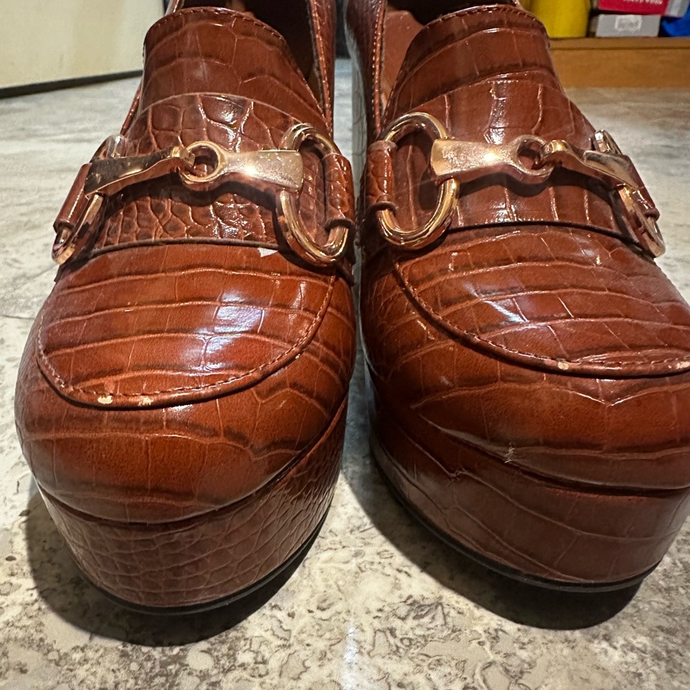 Platform heel - Picture 3 of 4
